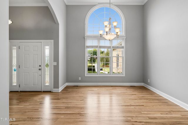 404 Mizpah Hills Drive, Johnson City, TN 37604