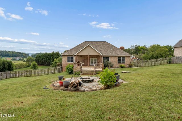 404 Mizpah Hills Drive, Johnson City, TN 37604