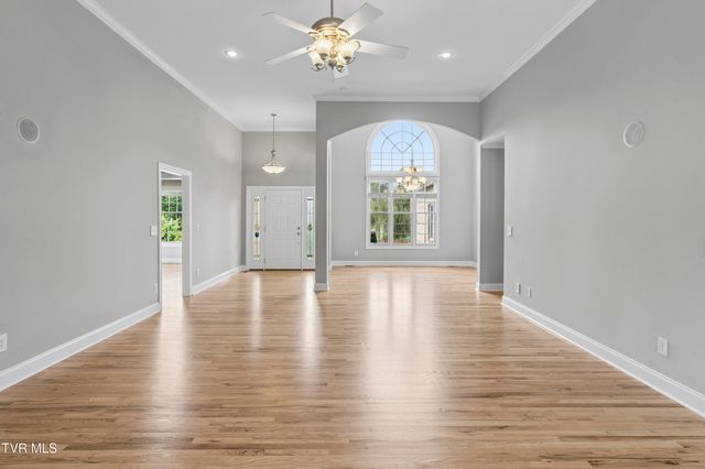 404 Mizpah Hills Drive, Johnson City, TN 37604