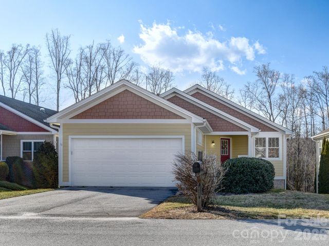 41 Little Fox Lane, Fletcher, NC 28732