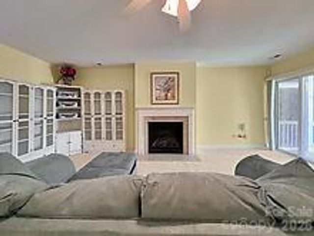 41 Little Fox Lane, Fletcher, NC 28732