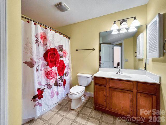 41 Little Fox Lane, Fletcher, NC 28732