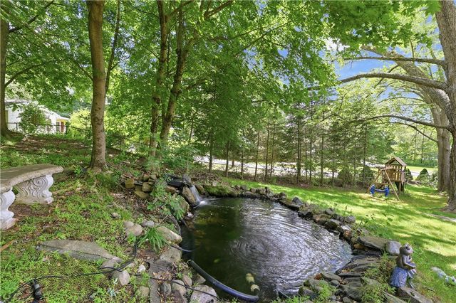 39 West Wrentham Road, Cumberland, RI 02864