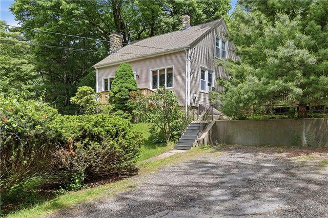 39 West Wrentham Road, Cumberland, RI 02864