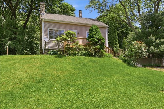 39 West Wrentham Road, Cumberland, RI 02864