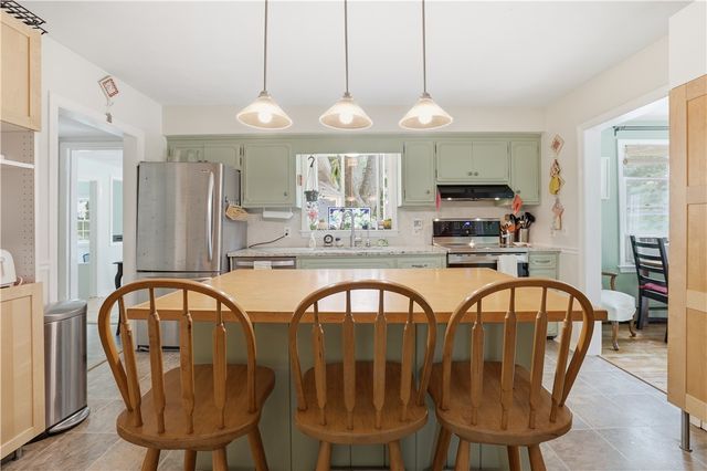 39 West Wrentham Road, Cumberland, RI 02864