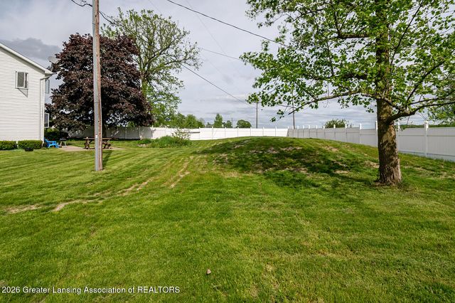 1995 N Every Road, Mason, MI 48854
