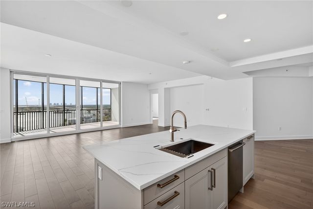 4142 Bay Beach LN 901, Fort Myers Beach, FL 33931