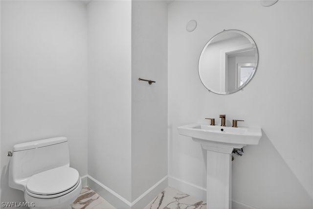 4142 Bay Beach LN 901, Fort Myers Beach, FL 33931