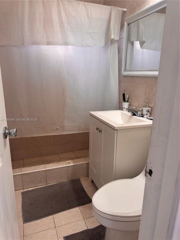 19317 NW 47th Ave, Miami Gardens, FL 33055