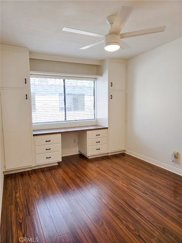 6121 Shoup Avenue 10, Woodland Hills, CA 91367