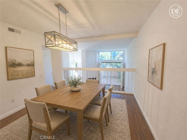 6121 Shoup Avenue 10, Woodland Hills, CA 91367