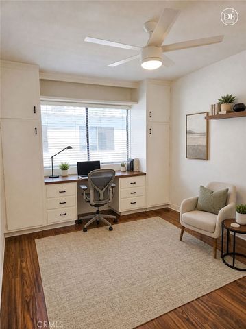 6121 Shoup Avenue 10, Woodland Hills, CA 91367