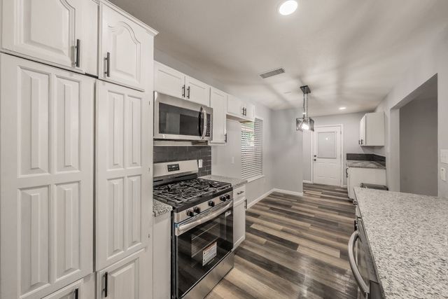 1108 Georgetown Street, Arlington, TX 76015