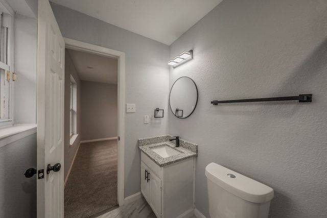 1108 Georgetown Street, Arlington, TX 76015