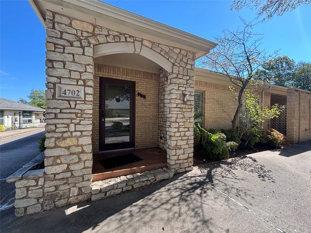 4702 Ranch View Road, Fort Worth, TX 76109