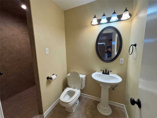4702 Ranch View Road, Fort Worth, TX 76109