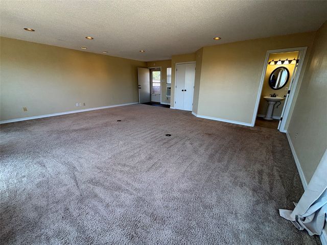 4702 Ranch View Road, Fort Worth, TX 76109