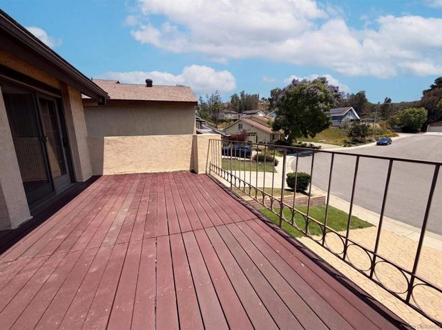 3556 Paseo Salamoner, La Mesa, CA 91941