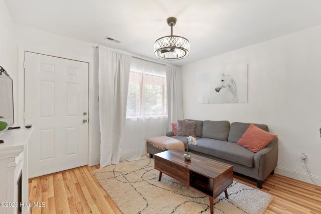 522 S Kerr Avenue Apt 66, Wilmington, NC 28403