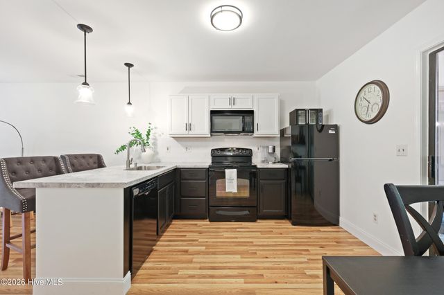 522 S Kerr Avenue Apt 66, Wilmington, NC 28403