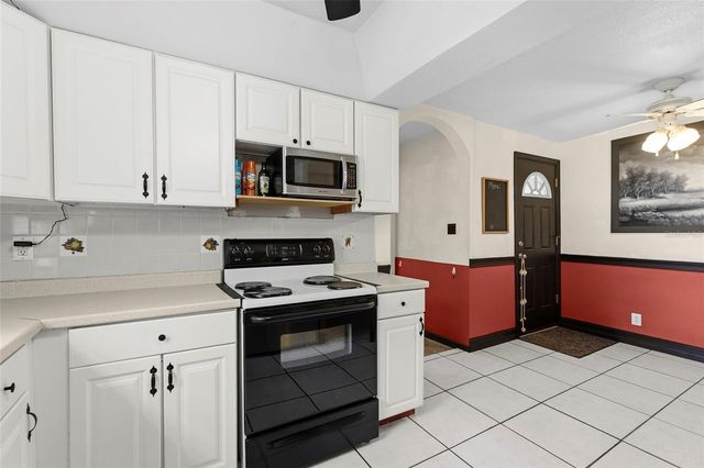 219 39TH STREET E, Palmetto, FL 34221