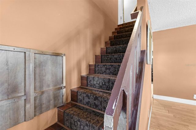 219 39TH STREET E, Palmetto, FL 34221
