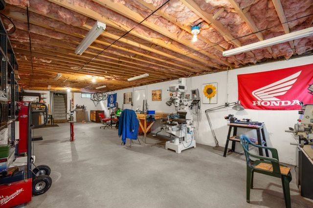 110 Maybrook Avenue, Manchester, NH 03102