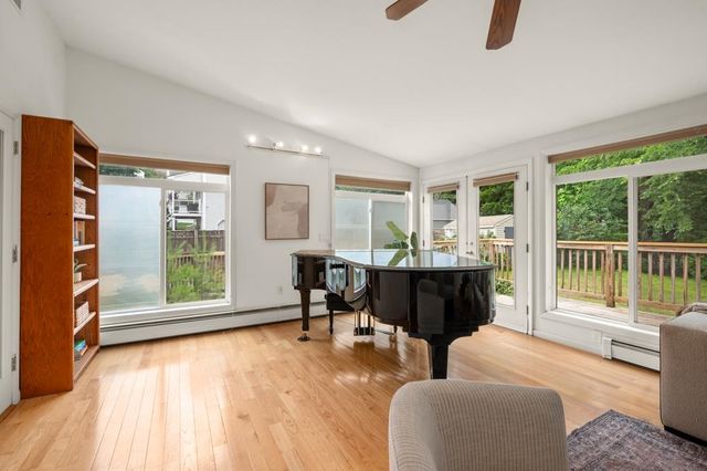 110 Maybrook Avenue, Manchester, NH 03102