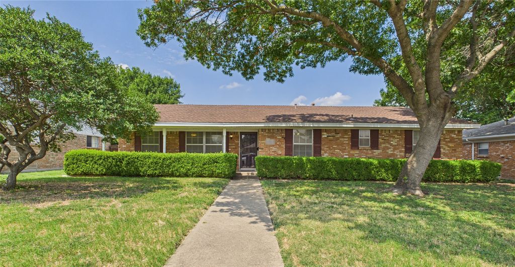 2313 Forestcrest Drive, Plano, TX 75074