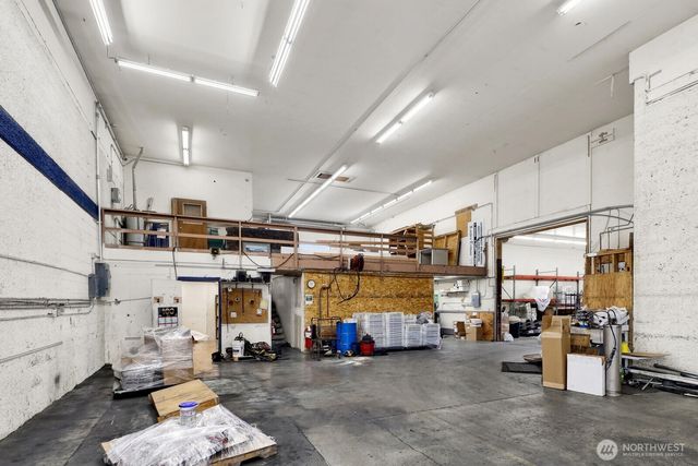 113 6th Street, Lynden, WA 98264