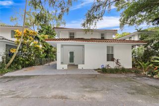 3625 SW 37th Avenue 11, Miami, FL 33133