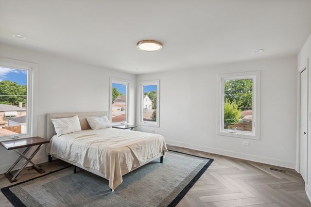 3529 S 54th Avenue, Cicero, IL 60804