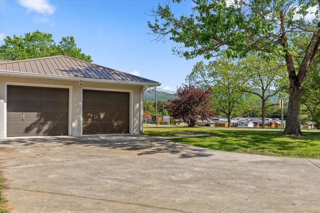 36 Wren Avenue, Trenton, GA 30752