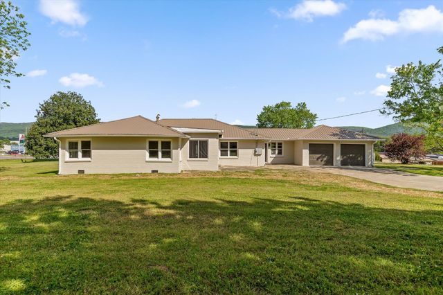 36 Wren Avenue, Trenton, GA 30752