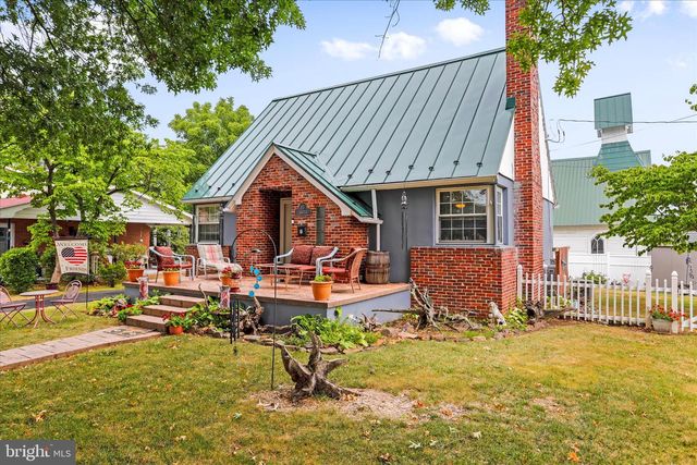 15 W BIRCH LN, Romney, WV 26757