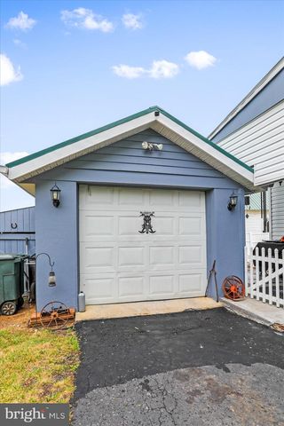 15 W BIRCH LN, Romney, WV 26757