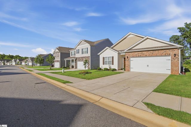 841 Honeybush Drive, Lyman, SC 29365