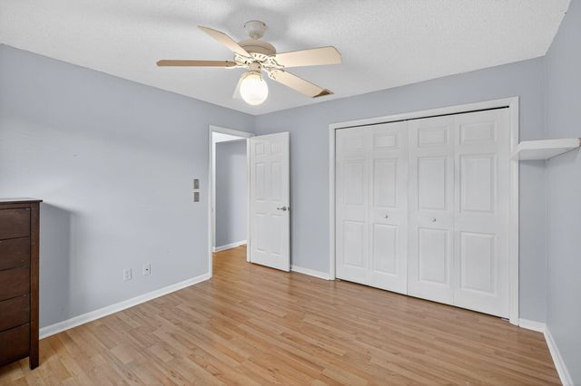 8011 45th Way N, Palm Beach Gardens, FL 33418