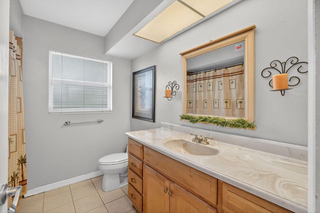 8011 45th Way N, Palm Beach Gardens, FL 33418