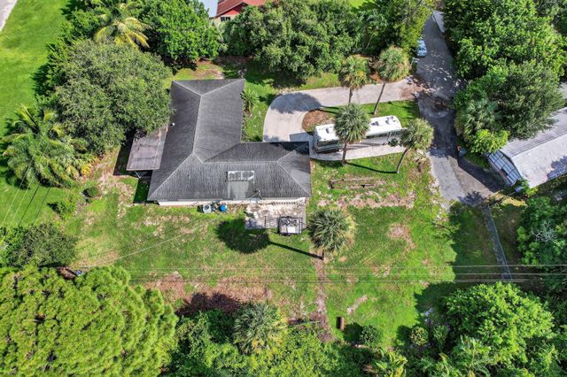 8011 45th Way N, Palm Beach Gardens, FL 33418
