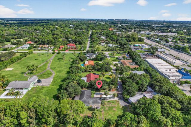 8011 45th Way N, Palm Beach Gardens, FL 33418