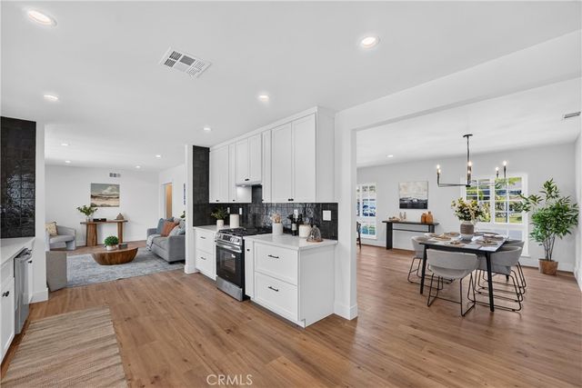 50 Doone, Thousand Oaks, CA 91360