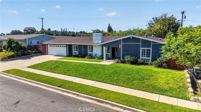 50 Doone, Thousand Oaks, CA 91360