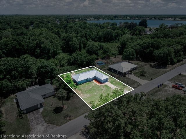 2892 N Bowden Road, Avon Park, FL 33825