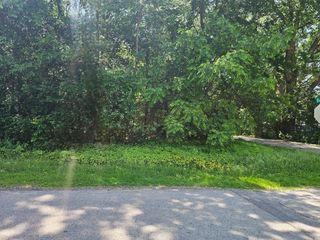 28379 W Main Street, Wauconda, IL 60084