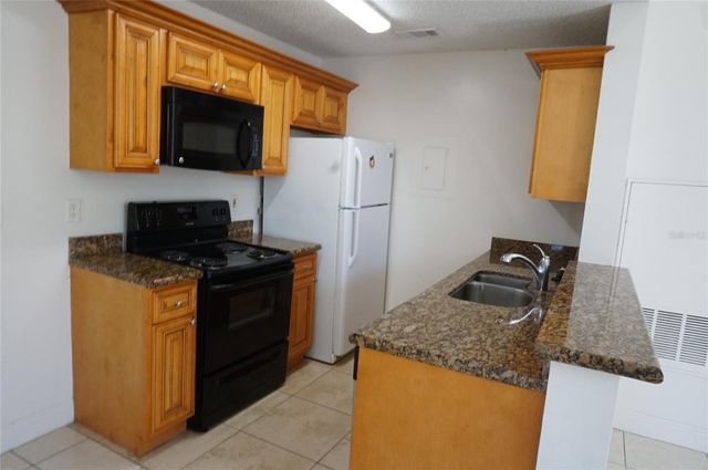 2584 GRASSY POINT DRIVE 204, Lake Mary, FL 32746