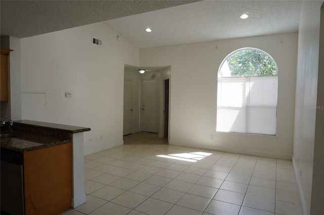 2584 GRASSY POINT DRIVE 204, Lake Mary, FL 32746