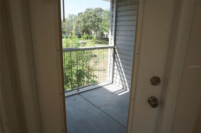2584 GRASSY POINT DRIVE 204, Lake Mary, FL 32746