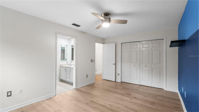 5924 CHERRY OAK DRIVE, Valrico, FL 33596